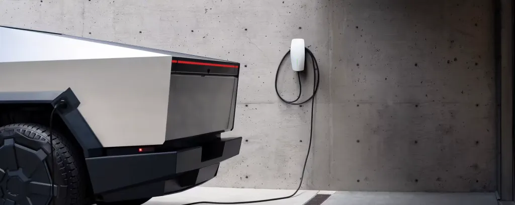 Tesla home backup equipment installed at a Florida residence