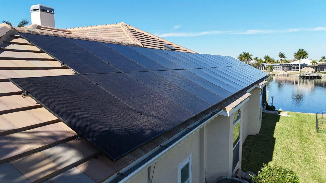 Florida home with solar panels installed by Coastal Energy